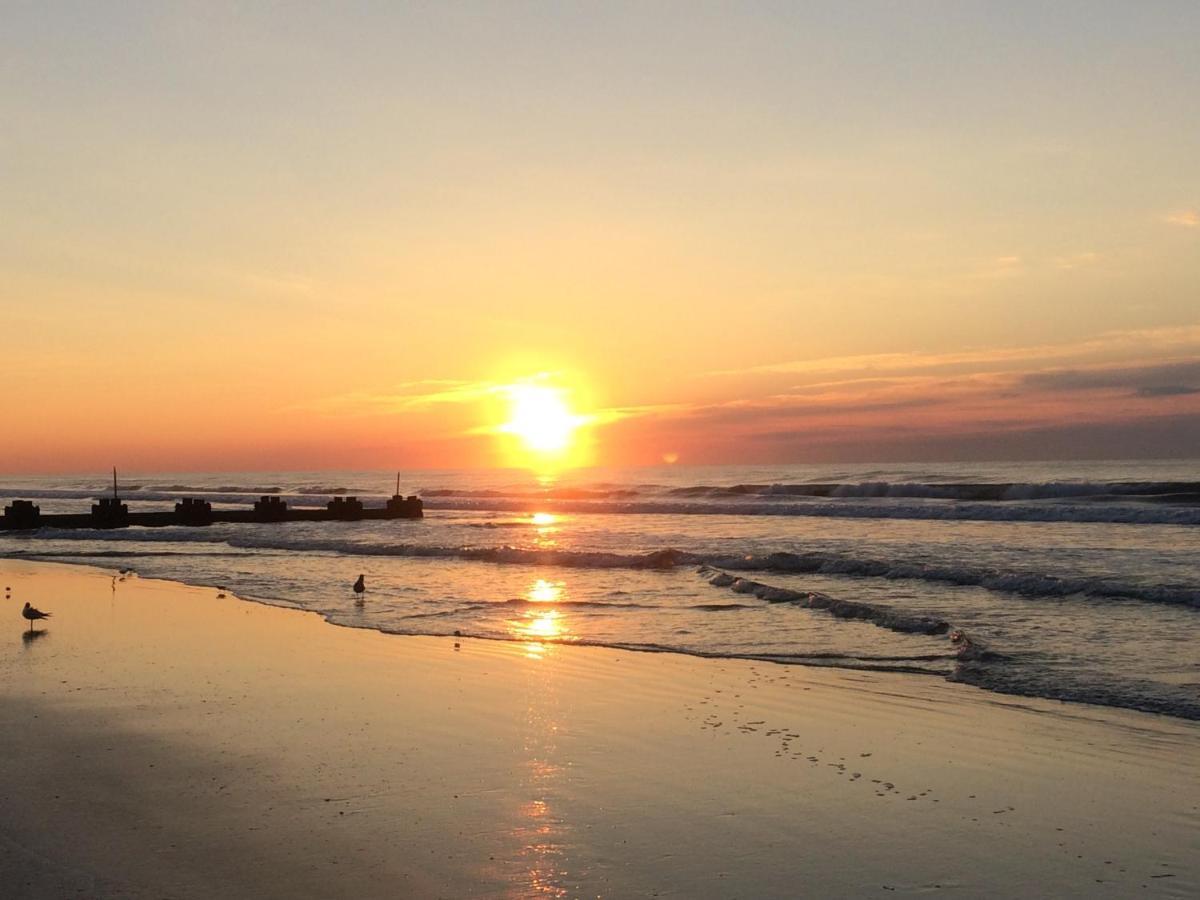 Acacia Beachfront Resort Wildwood Crest Exteriör bild